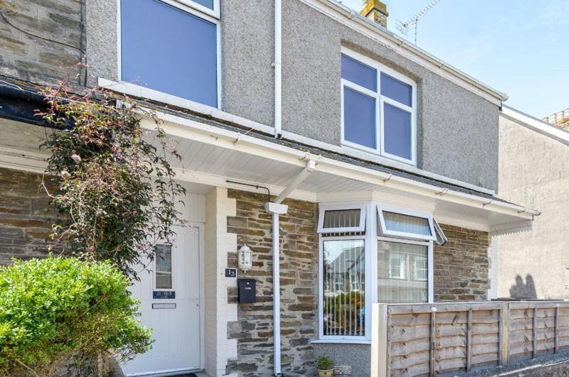Aurora Apartment Newquay Нью-Ки Экстерьер фото
